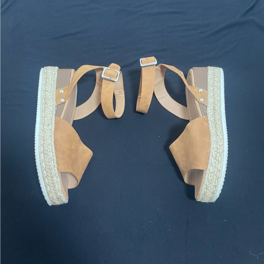 Source Unknown Brown Espadrille Sandals